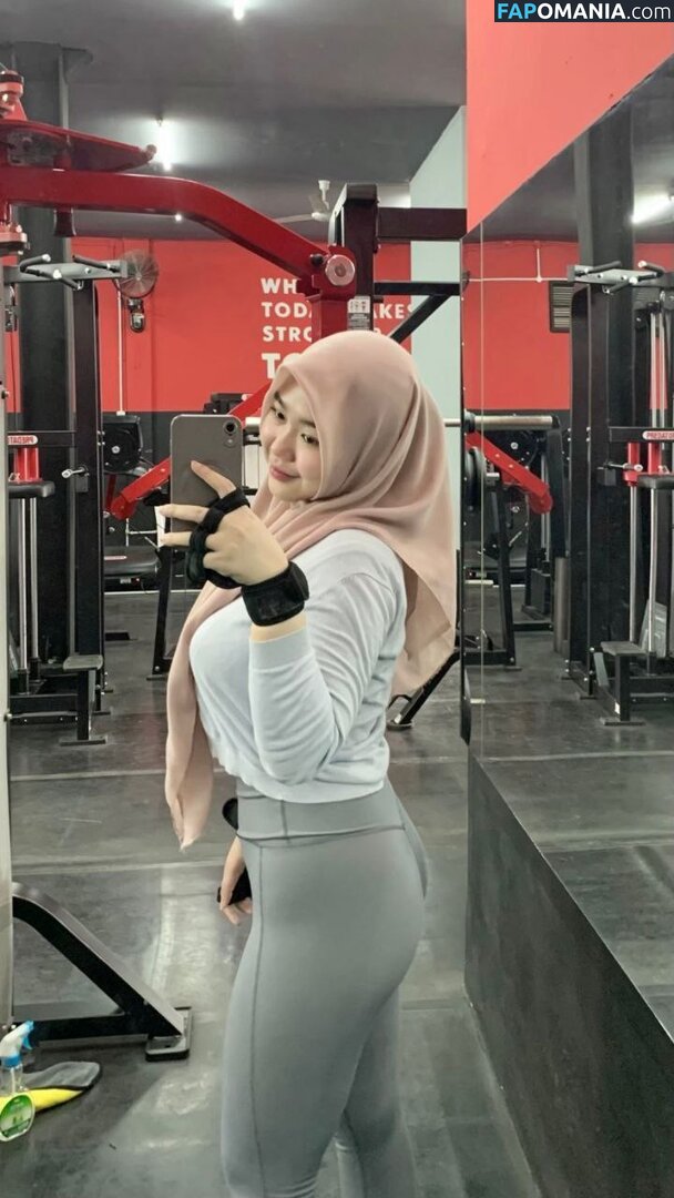 Aureliakh Naken OnlyFans  Läckta Foto #3