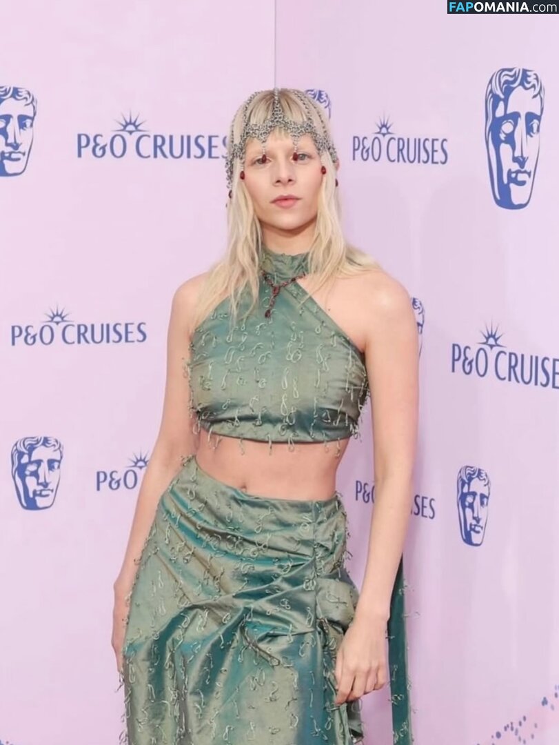Aurora Aksnes / auroramusic / singer Naken OnlyFans  Läckta Foto #264