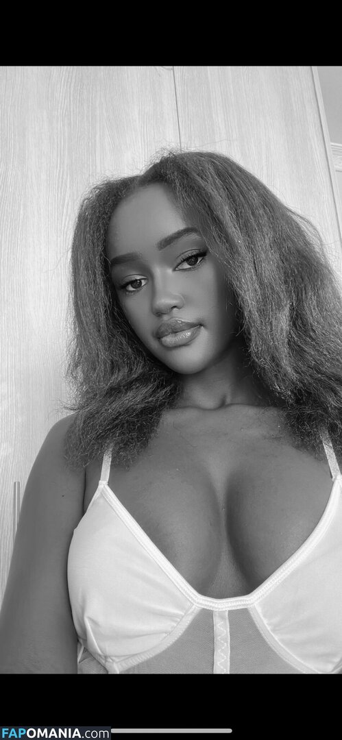 aurora_staar / aurora_star Naken OnlyFans  Läckta Foto #1