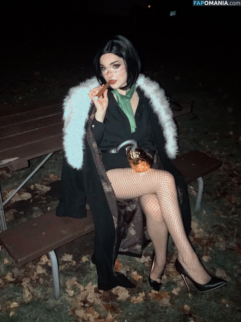 auroraiskira / kingauratv Naken OnlyFans  Läckta Foto #1