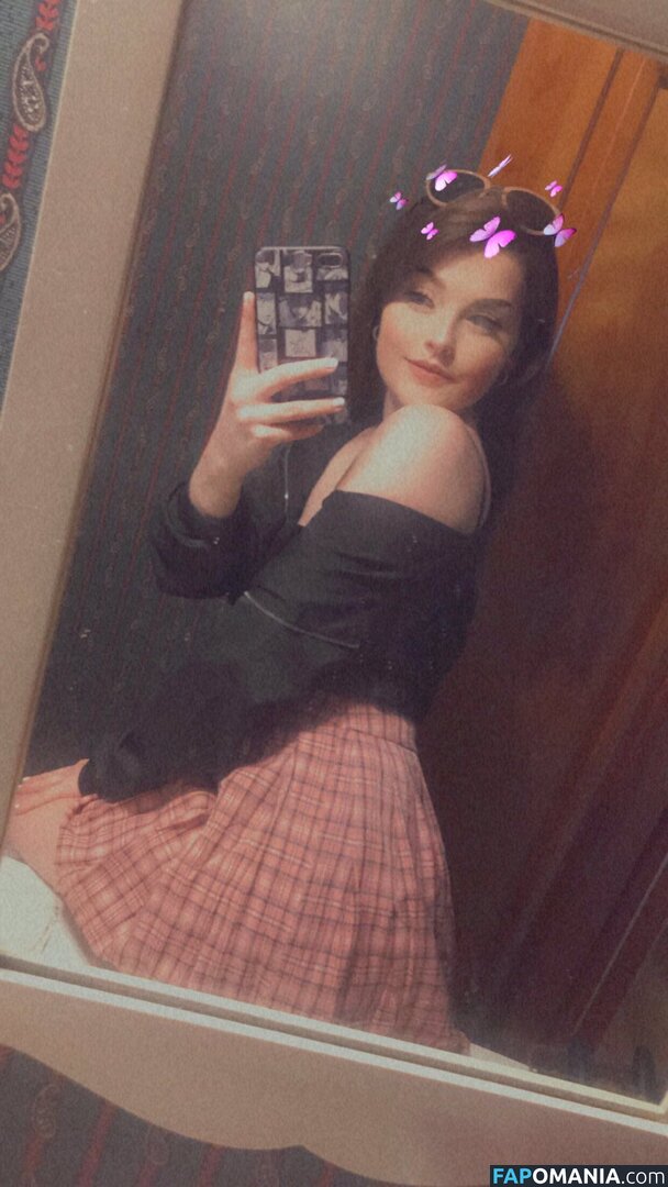 auroraiskira / kingauratv Naken OnlyFans  Läckta Foto #11