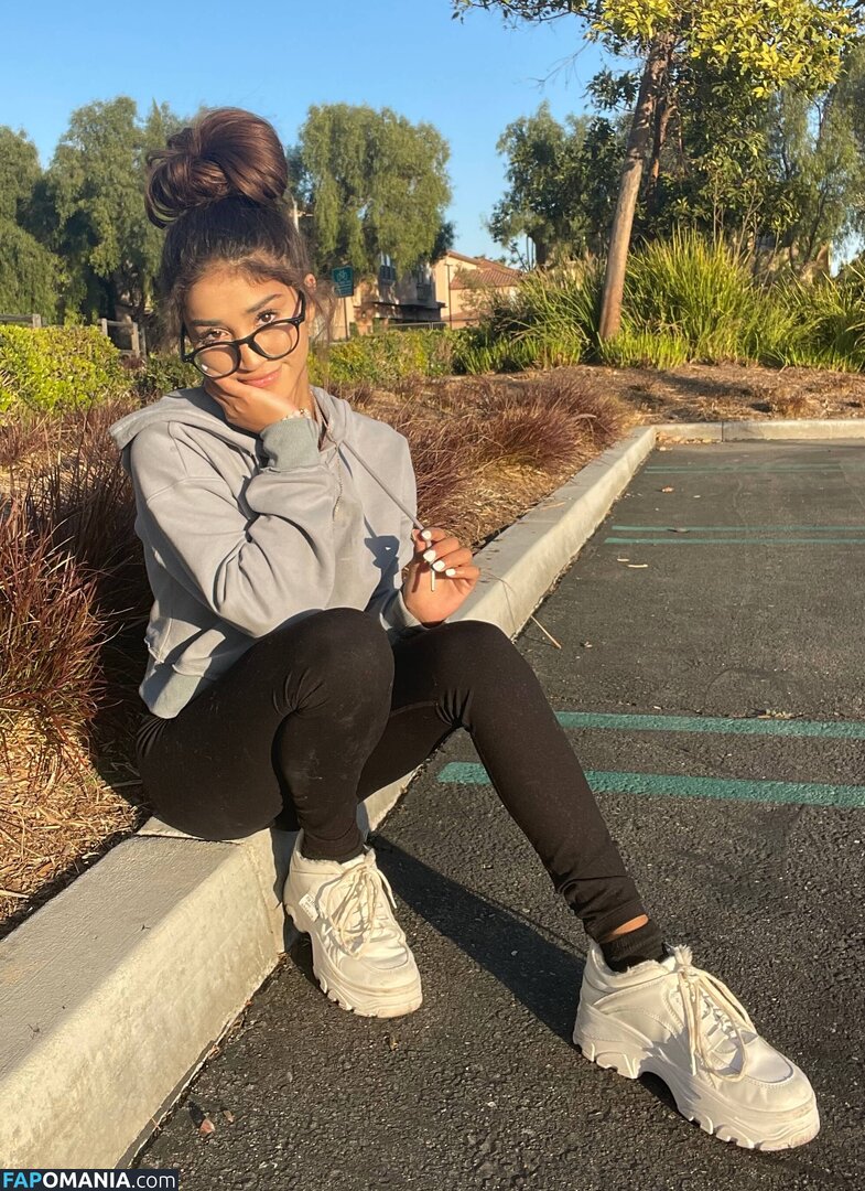 Ava Justin / avajustin Naken OnlyFans  Läckta Foto #4