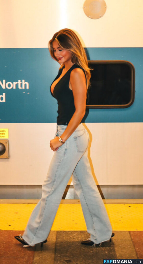 Ava Majury / Passes / ava.majury Naken OnlyFans  Läckta Foto #16