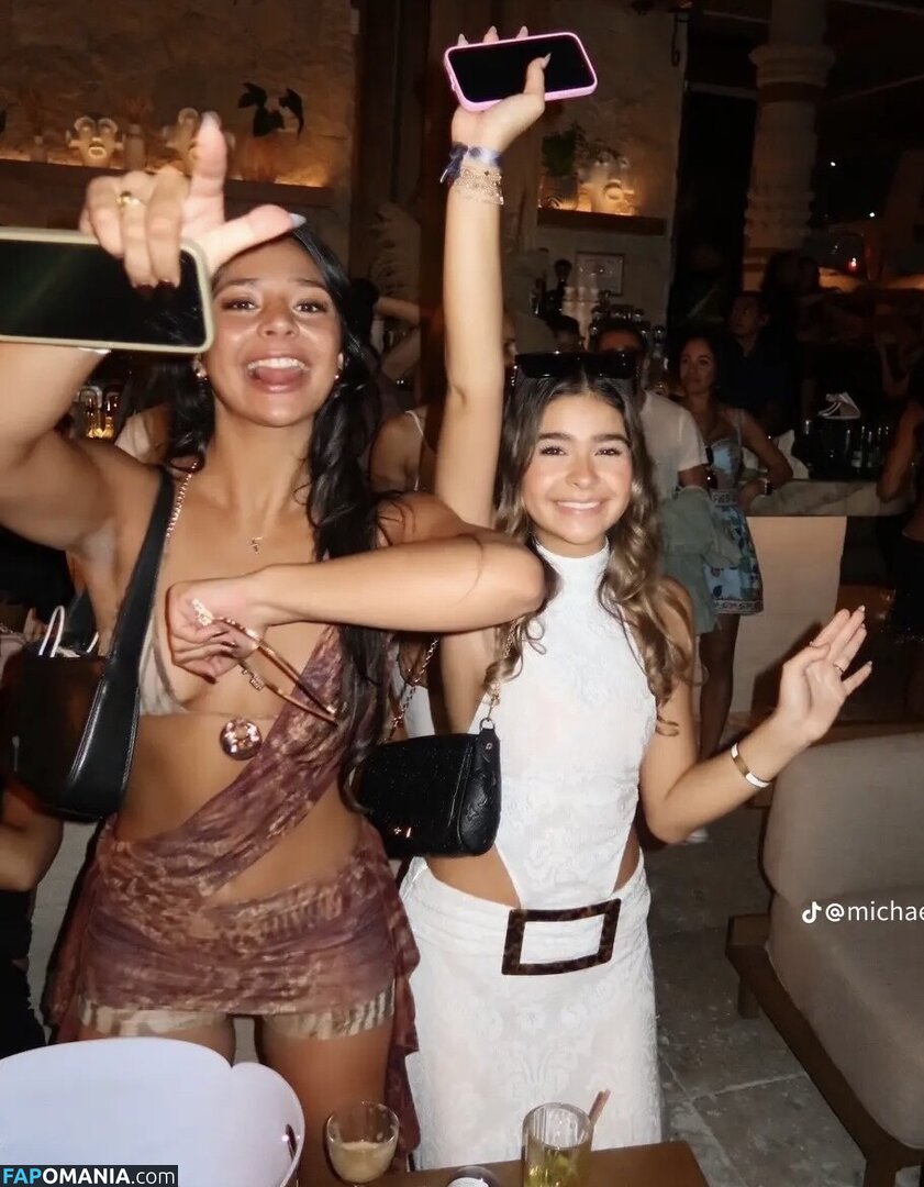 avaasanto / lifes.a.party.sorry.mom Naken OnlyFans  Läckta Foto #7