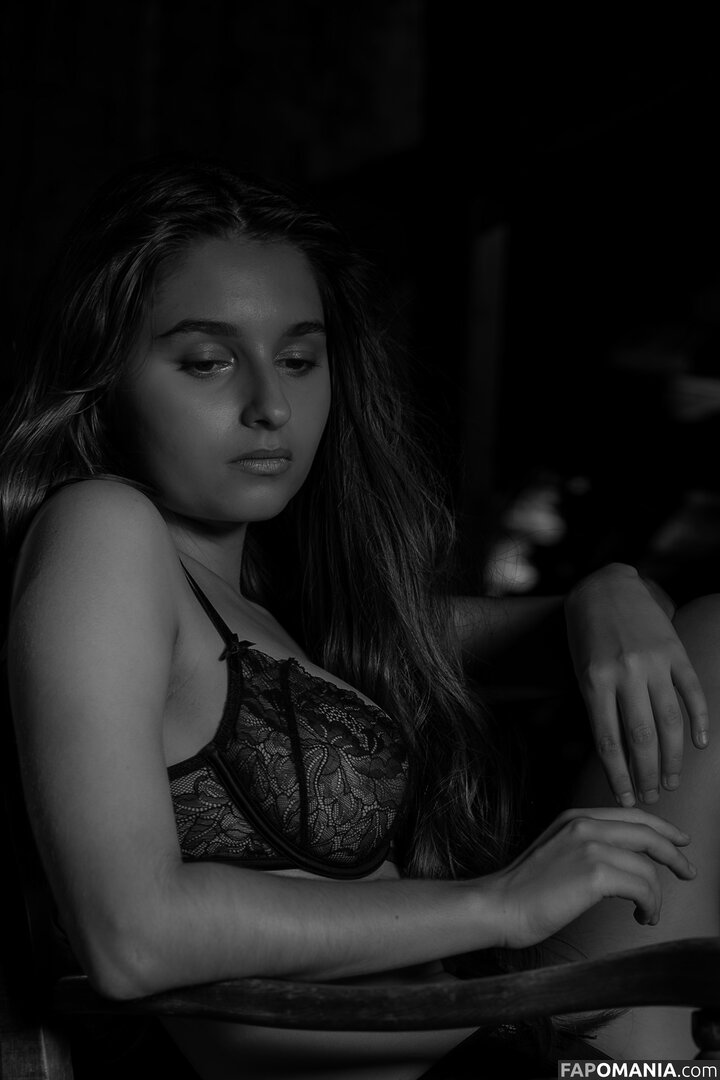 Avrelia Amaris / avreliee Naken OnlyFans  Läckta Foto #19