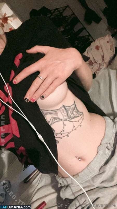 AwesomeTeaCat / lunavampire / rawritsluna Naken OnlyFans  Läckta Foto #14