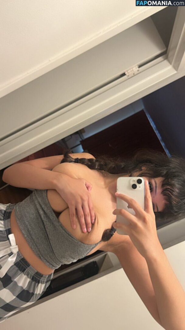 awkitties007 / https: Naken OnlyFans  Läckta Foto #12