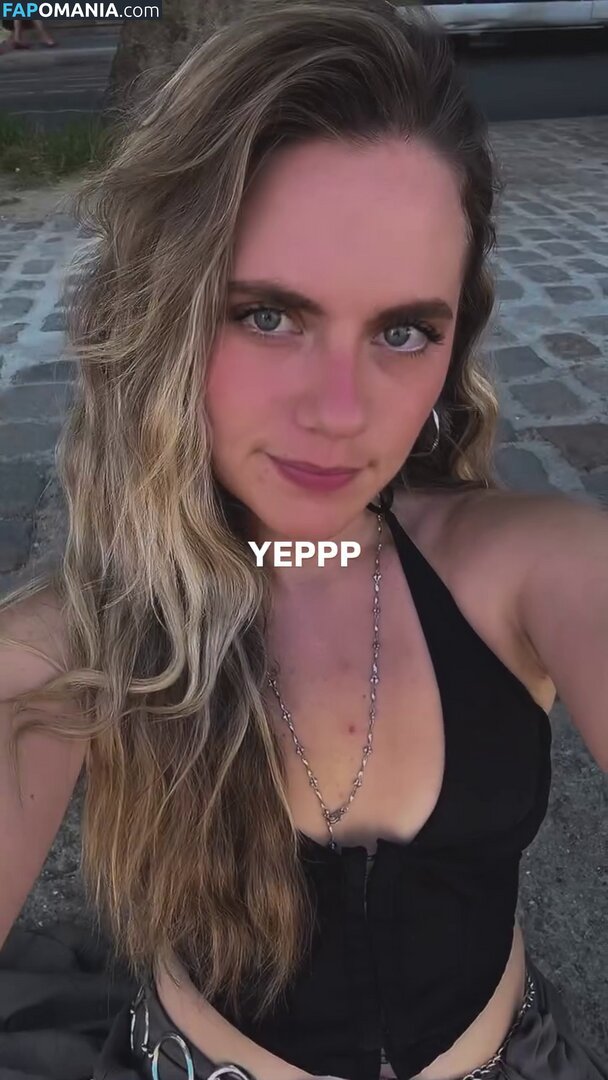 Axelle Maga / axelle.maga Naken OnlyFans  Läckta Foto #15
