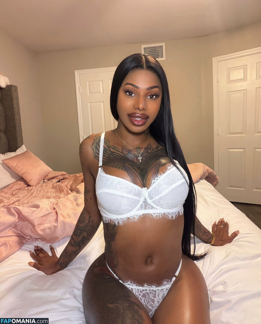 ayelolababy / officialmslola Naken OnlyFans  Läckta Foto #3