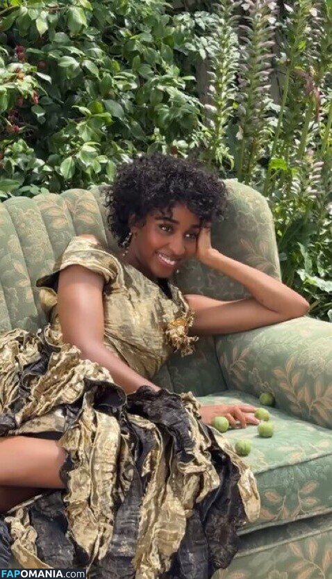 Ayo Edebiri / ayoedebiri Naken OnlyFans  Läckta Foto #16