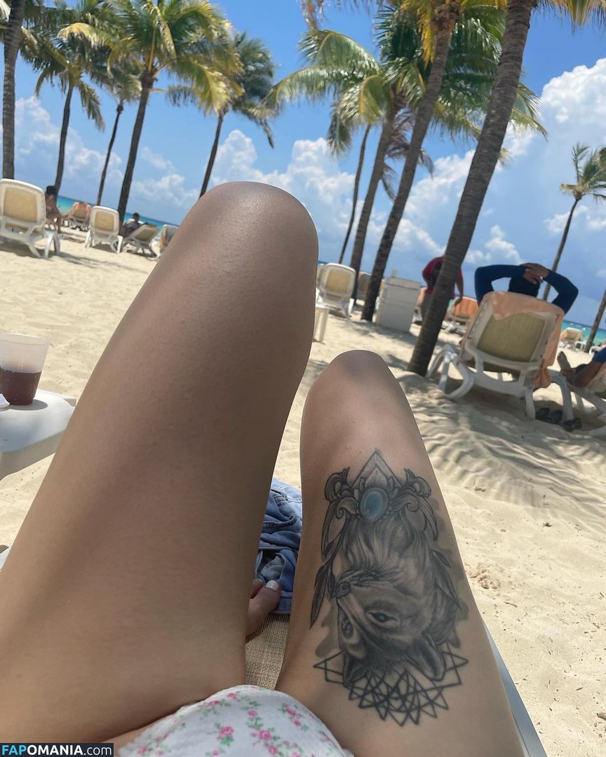 babykae / babykae24 / babykaex / kaebabyxo / love.baby.kae Naken OnlyFans  Läckta Foto #10