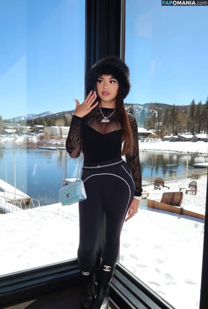 babycali / babyycalle / notbabycalle Naken OnlyFans  Läckta Foto #2