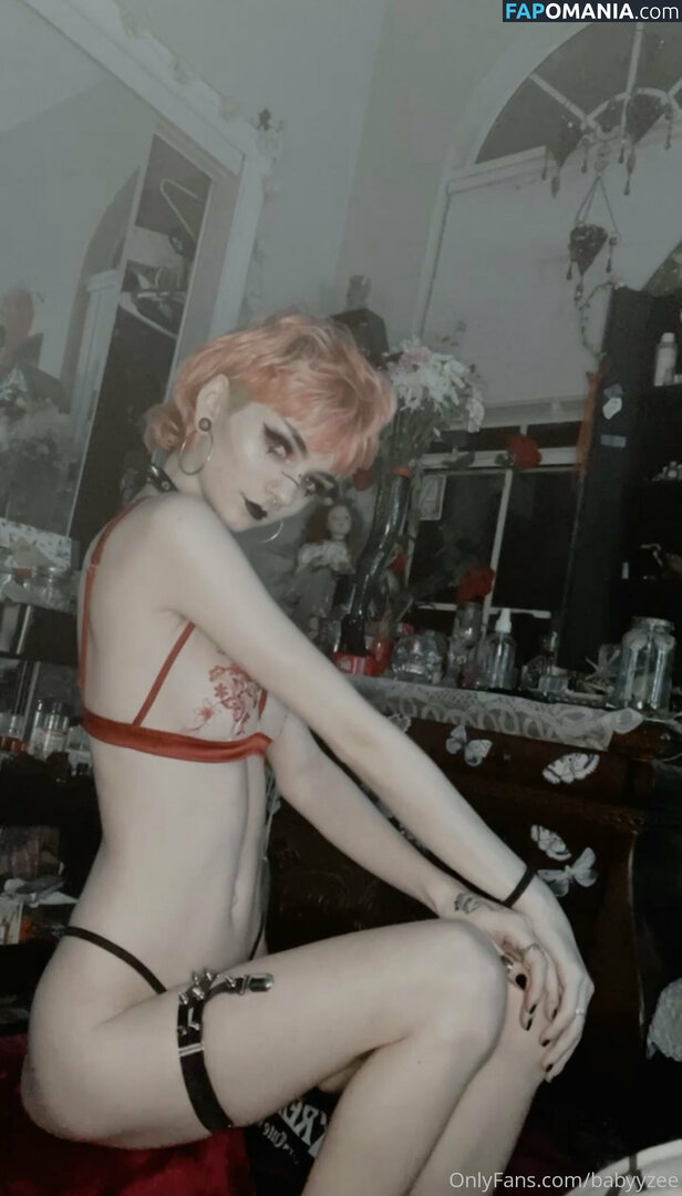 babyyzee Naken OnlyFans  Läckta Foto #3