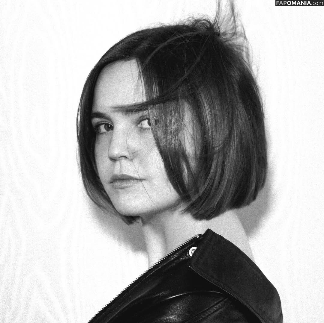Bailee Madison / baileemadison / bailey_madis0n Naken OnlyFans  Läckta Foto #28
