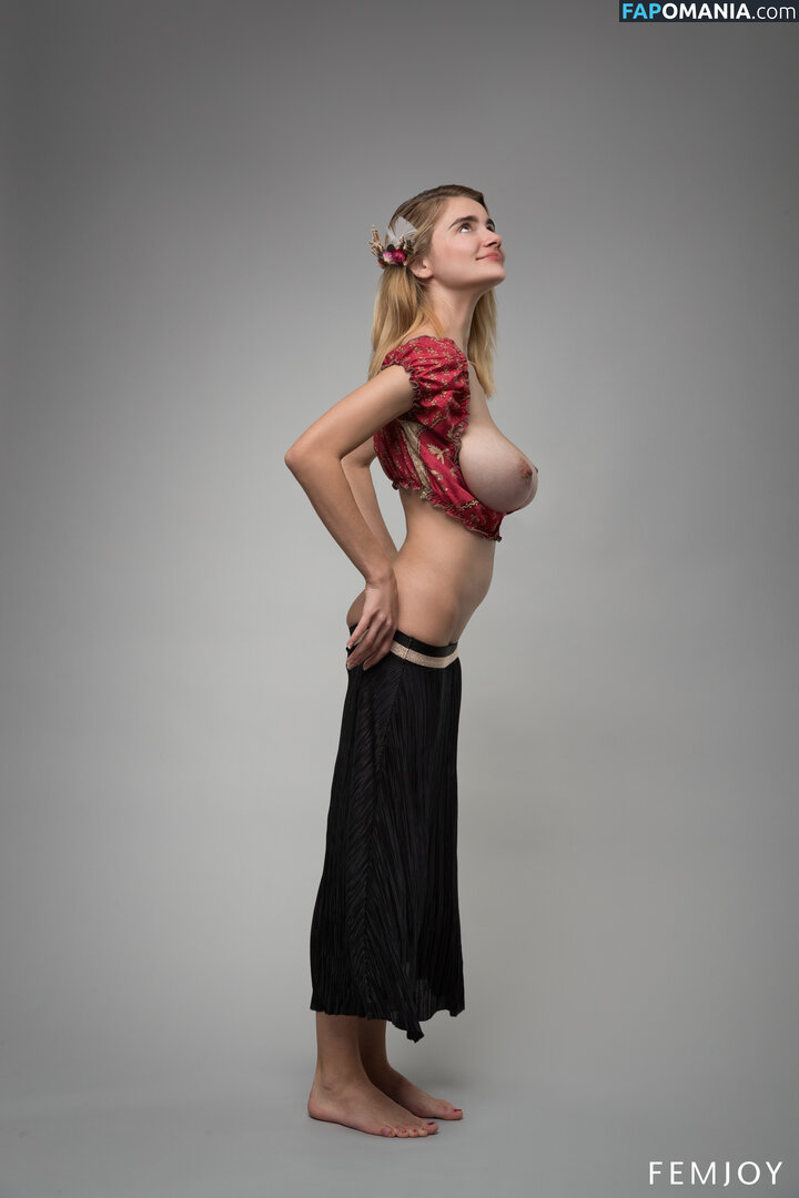 Bambi / Maria Țipordei / MariaTipordei / bamby_m / maria.tipordei Naken OnlyFans  Läckta Foto #159