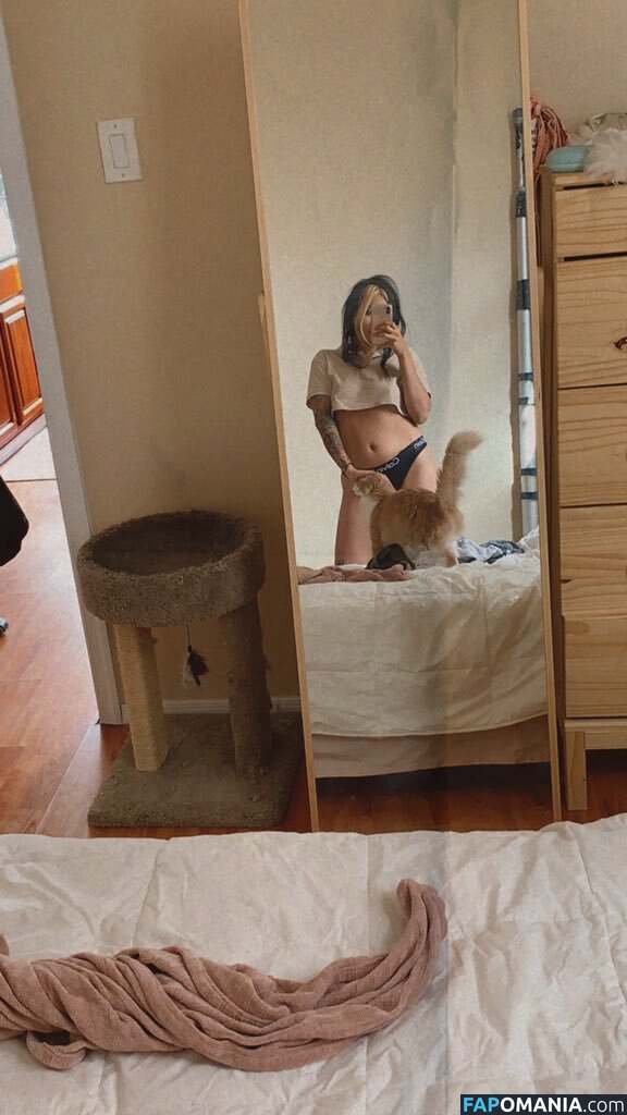Bands Van Zandt / Frikitona / RAINYDAYWOMAN / Reina / Thotsteiner Naken OnlyFans  Läckta Foto #1
