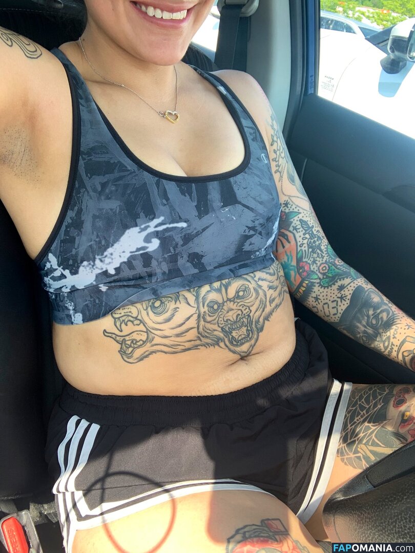 Bands Van Zandt / Frikitona / RAINYDAYWOMAN / Reina / Thotsteiner Naken OnlyFans  Läckta Foto #4