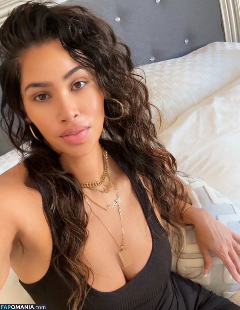 barefootbaddys / blacknthaichick Naken OnlyFans  Läckta Foto #3