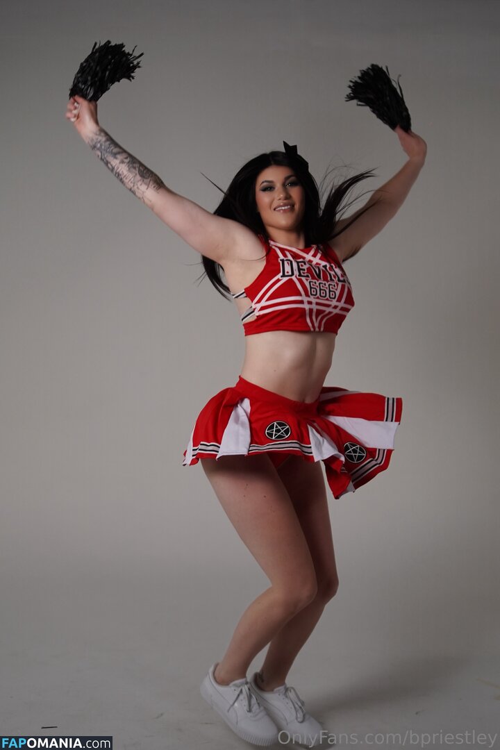 Bea Priestley / Blair Davenport / bdavenportwwe / bpriestley Naken OnlyFans  Läckta Foto #16