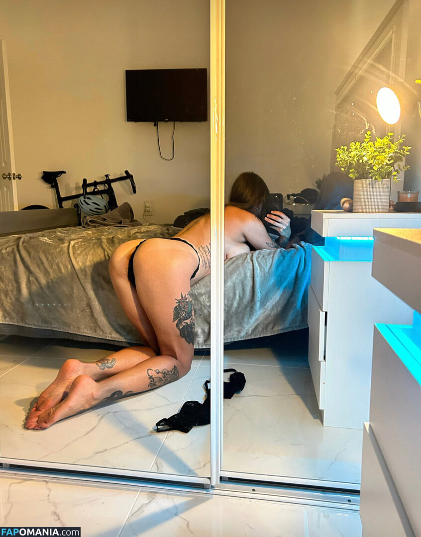 bea_m / beatrice.morel Naken OnlyFans  Läckta Foto #3