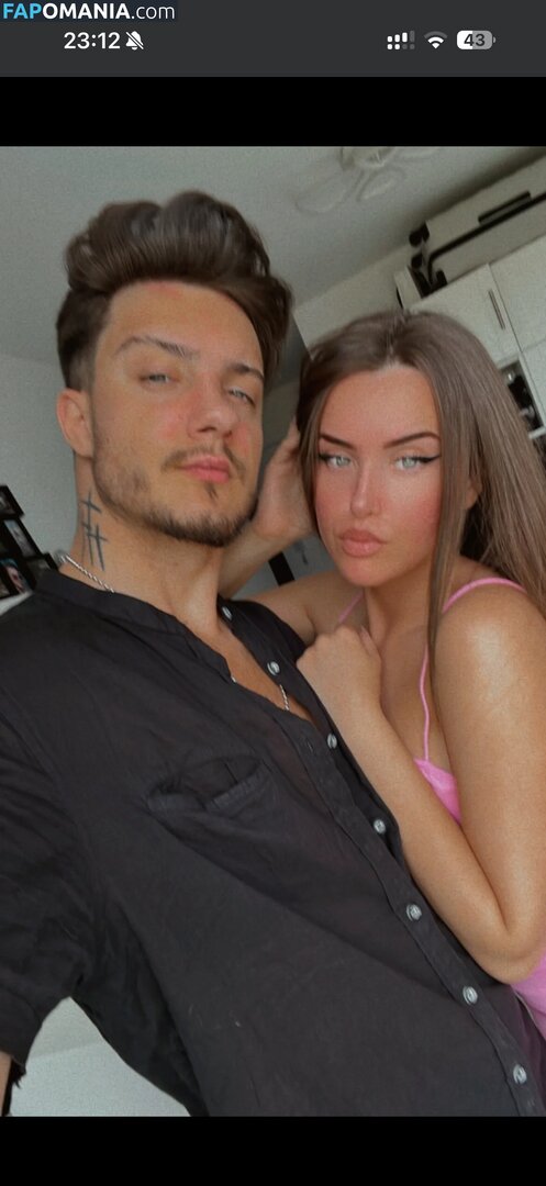 Beatrixxandliam Naken OnlyFans  Läckta Foto #2