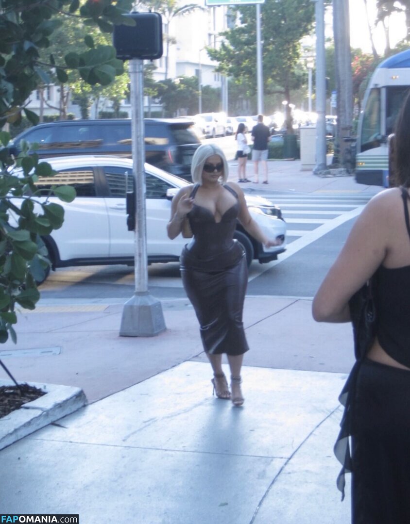 Bebe Rexha / beberexha / skylinevexx Naken OnlyFans  Läckta Foto #454