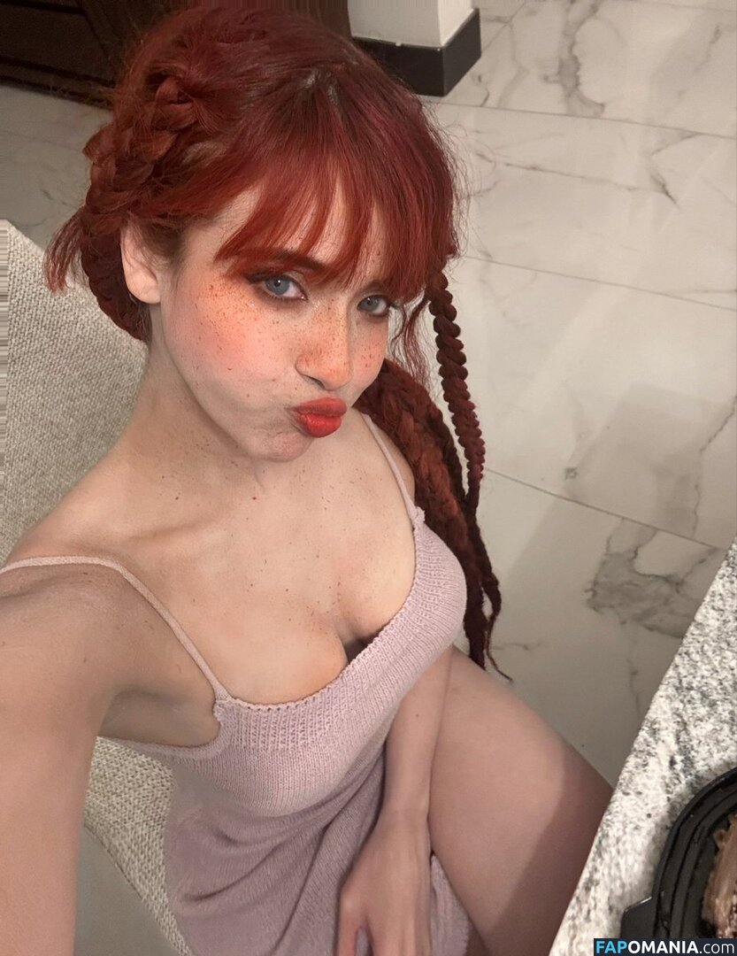 Bella Dueñas Naken OnlyFans  Läckta Foto #2