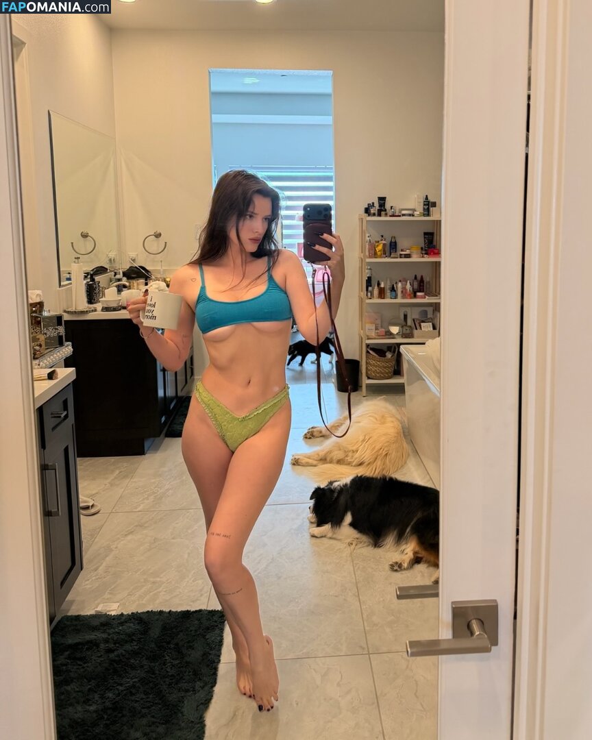 Bella Thorne / bellathorne Naken OnlyFans  Läckta Foto #6