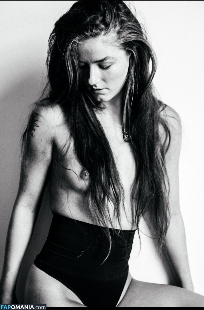 Below Deck Naken OnlyFans  Läckta Foto #2