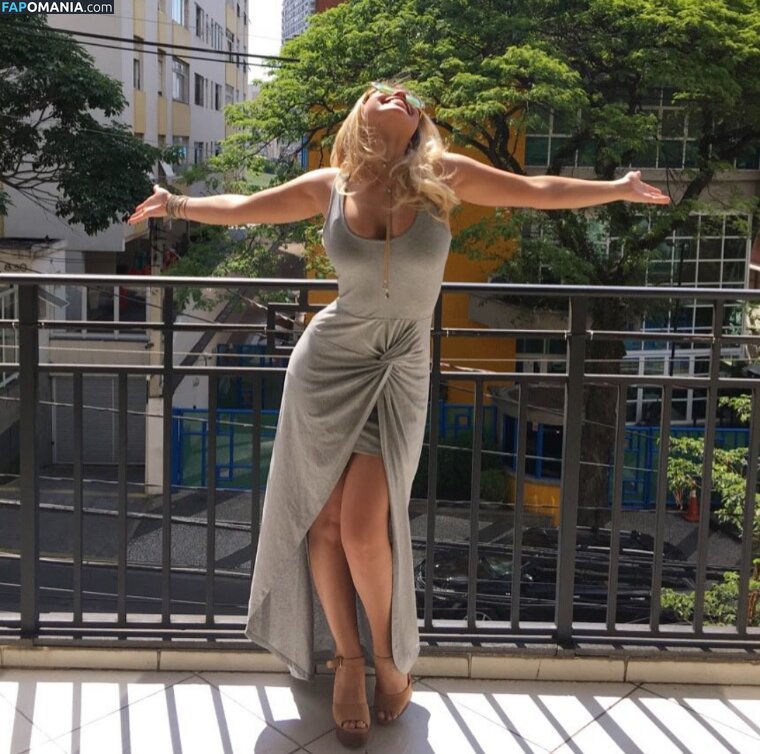 Bianca Alencar / Dubladora / Voice actress / biancaalencarof / biancaalencaroficial Naken OnlyFans  Läckta Foto #7