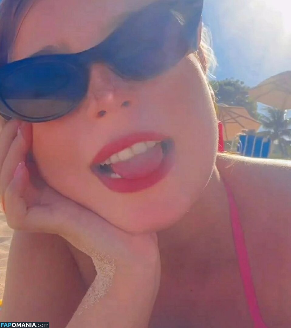 Bianca Alencar / Dubladora / Voice actress / biancaalencarof / biancaalencaroficial Naken OnlyFans  Läckta Foto #8