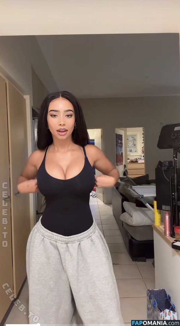 Bianca Alexandra / bianca.alexandrraa / itaintbee Naken OnlyFans  Läckta Foto #4