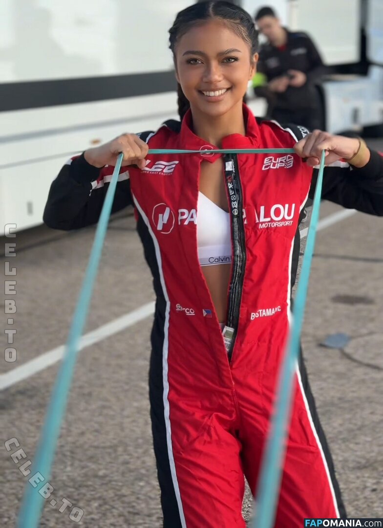 Bianca Bustamante / https: / racerbia Naken OnlyFans  Läckta Foto #14
