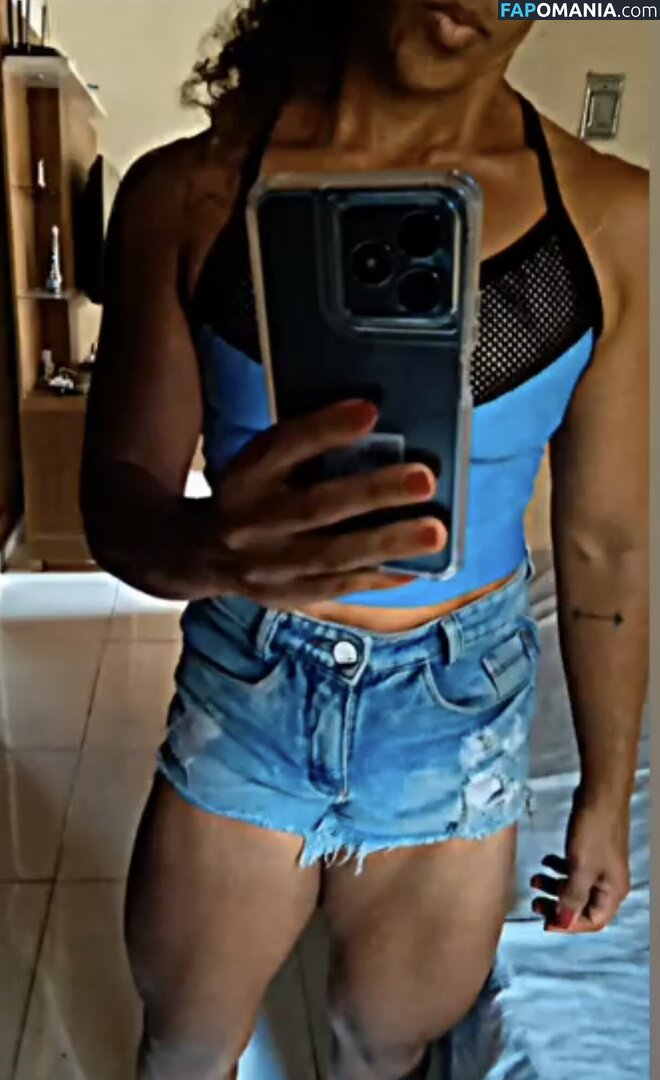 Big  / Big / huge clit girls Naken OnlyFans  Läckta Foto #1