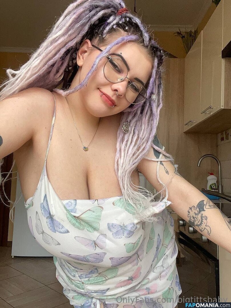 big.tits.baby.on.holiday / bigtittsbaby Naken OnlyFans  Läckta Foto #1
