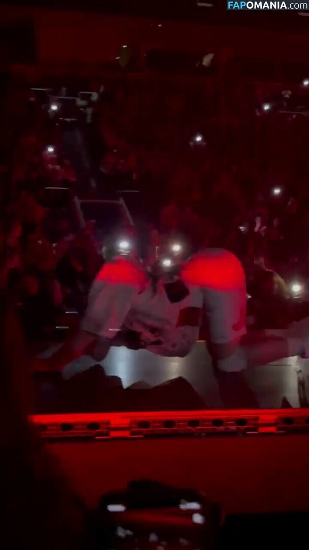 Billie Eilish / Fake / billeeilish / billieeilish Naken OnlyFans  Läckta Foto #578