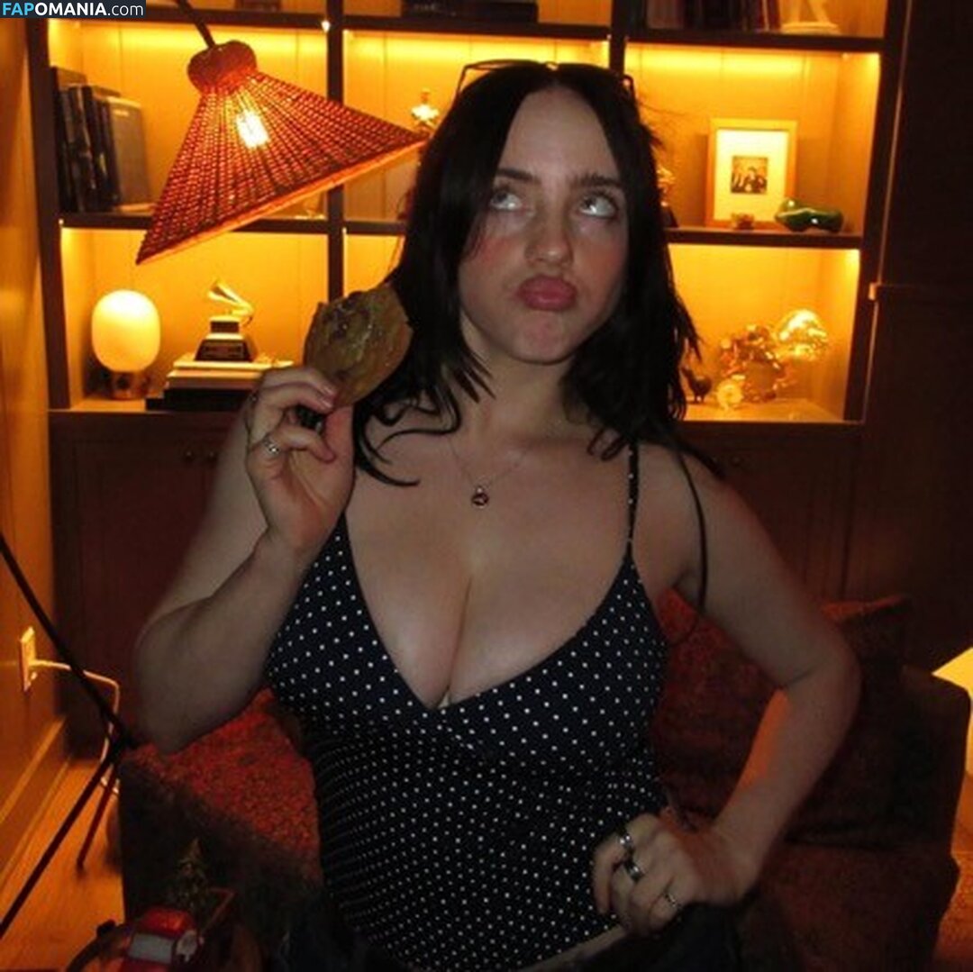 Billie Eilish / Fake / billeeilish / billieeilish Naken OnlyFans  Läckta Foto #2290