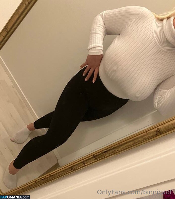 binnicaof / wifey.nextdoor Naken OnlyFans  Läckta Foto #10