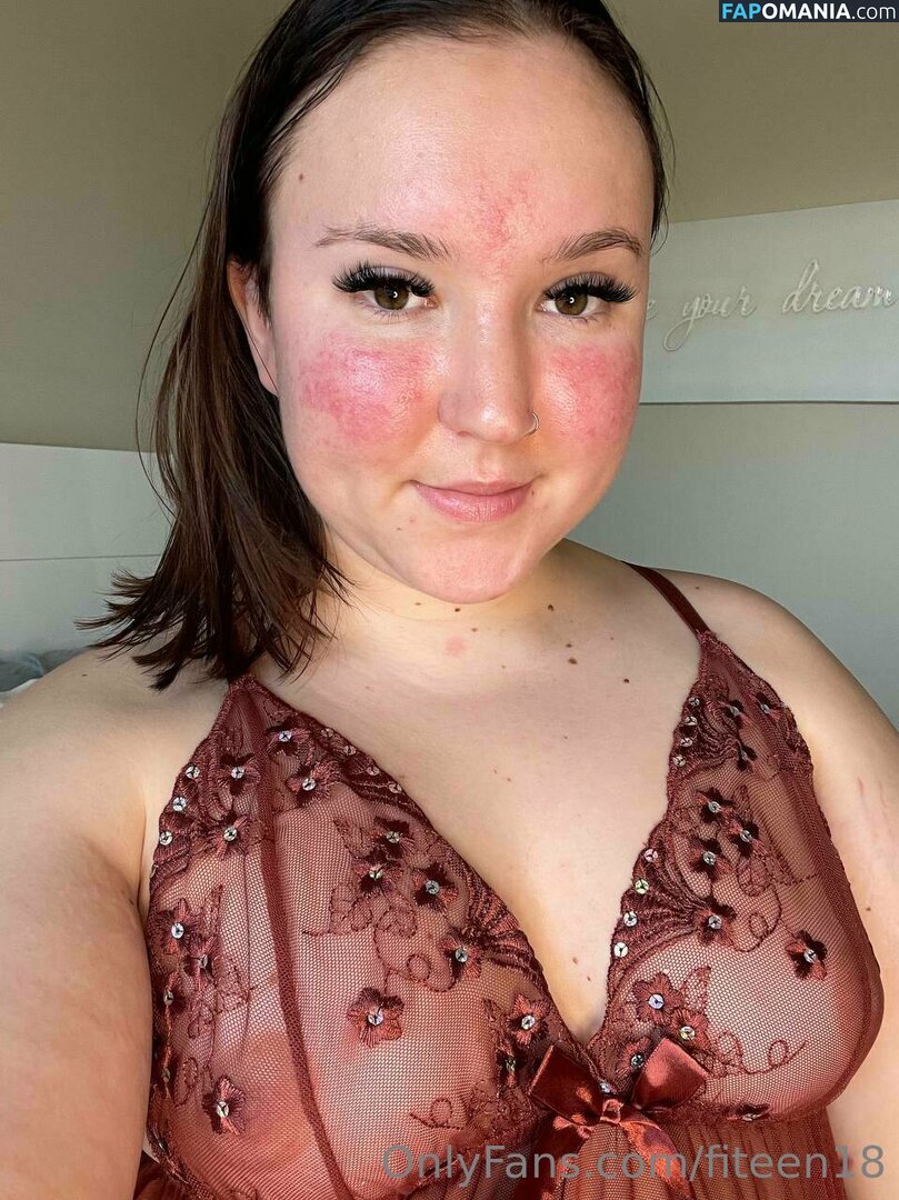 bisexualcollegegirl / rubitout Naken OnlyFans  Läckta Foto #2