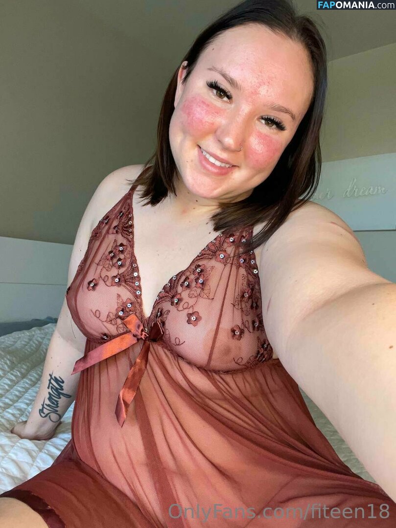 bisexualcollegegirl / rubitout Naken OnlyFans  Läckta Foto #3