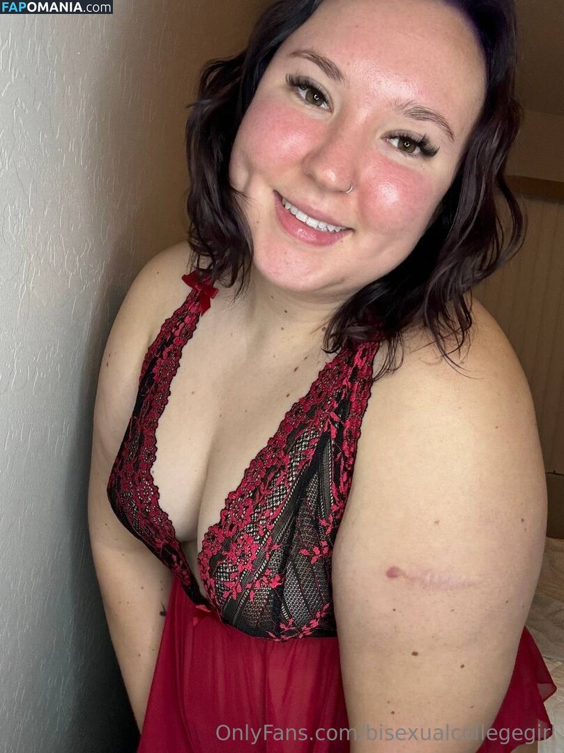 bisexualcollegegirl / rubitout Naken OnlyFans  Läckta Foto #12
