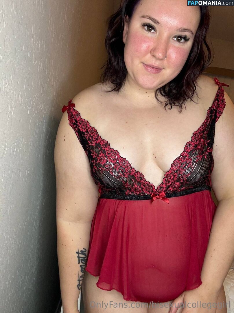 bisexualcollegegirl / rubitout Naken OnlyFans  Läckta Foto #16