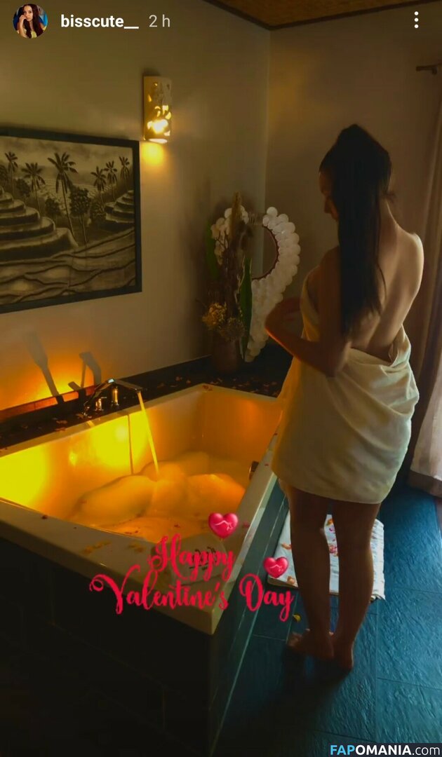 Bisscute / Bisscute_ / bisscute__ Naken OnlyFans  Läckta Foto #10