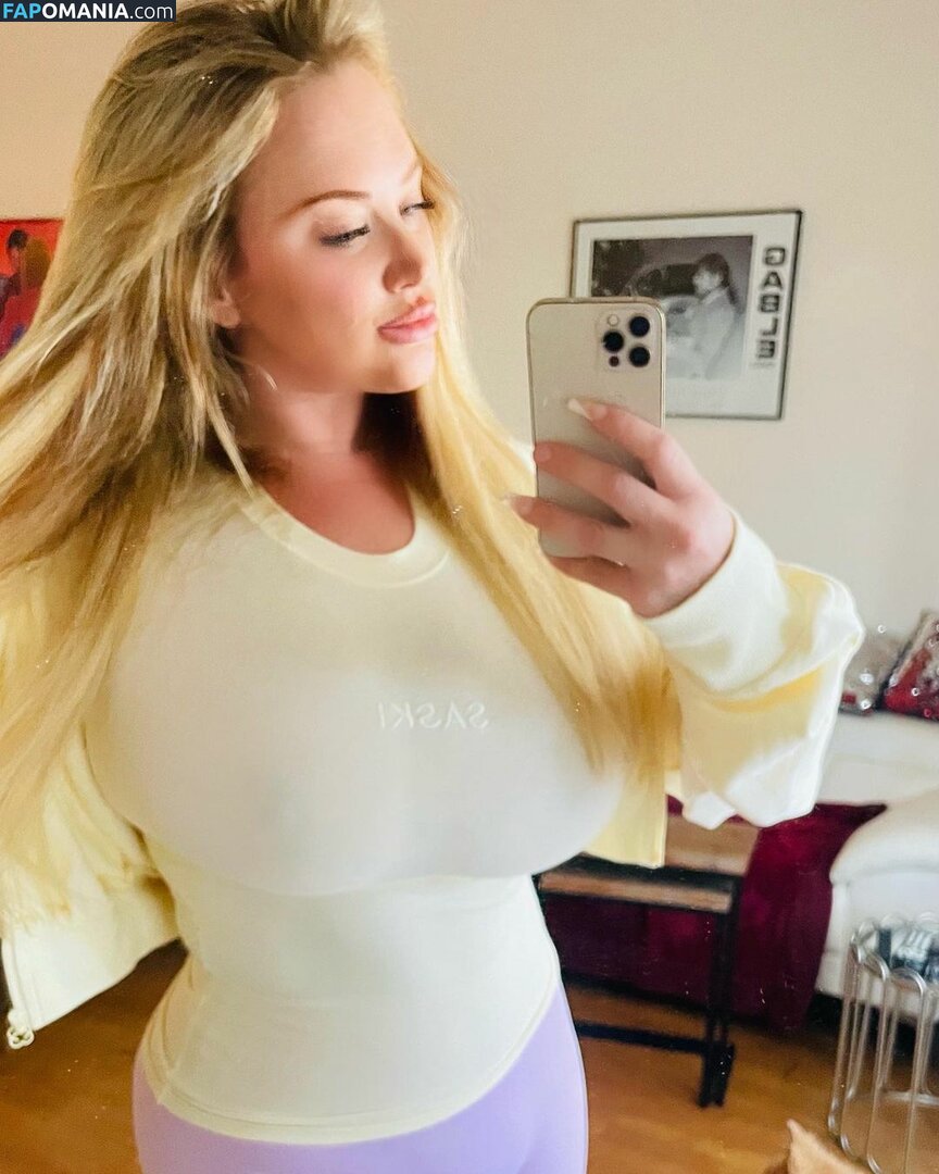 BlondiePomie Naken OnlyFans  Läckta Foto #3