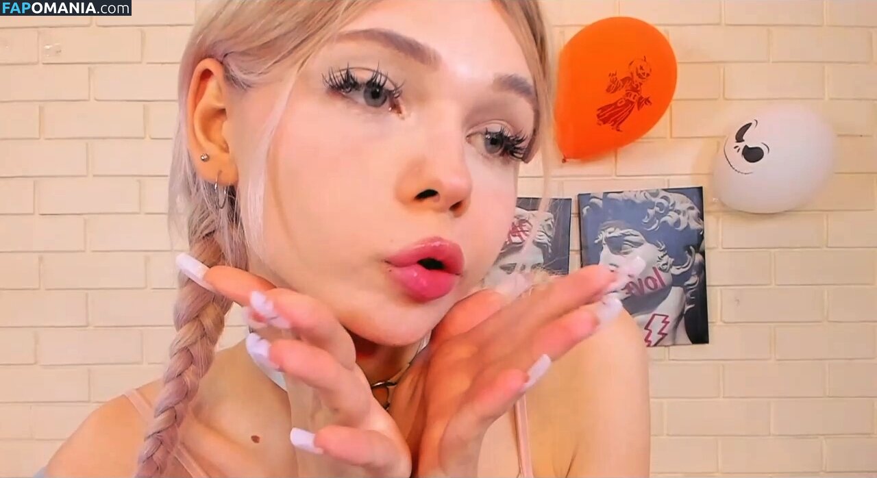 Blondy_fina / blondy_curvy2595 Naken OnlyFans  Läckta Foto #2