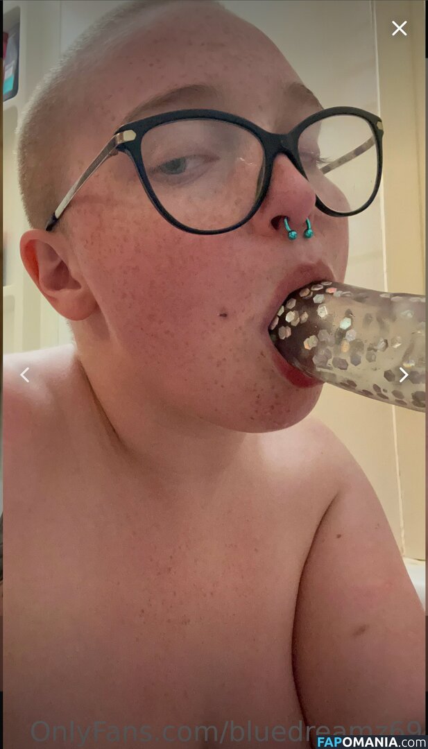 Blue Dreamz / Blueberry Crush / blue_dreamzzzzz Naken OnlyFans  Läckta Foto #1