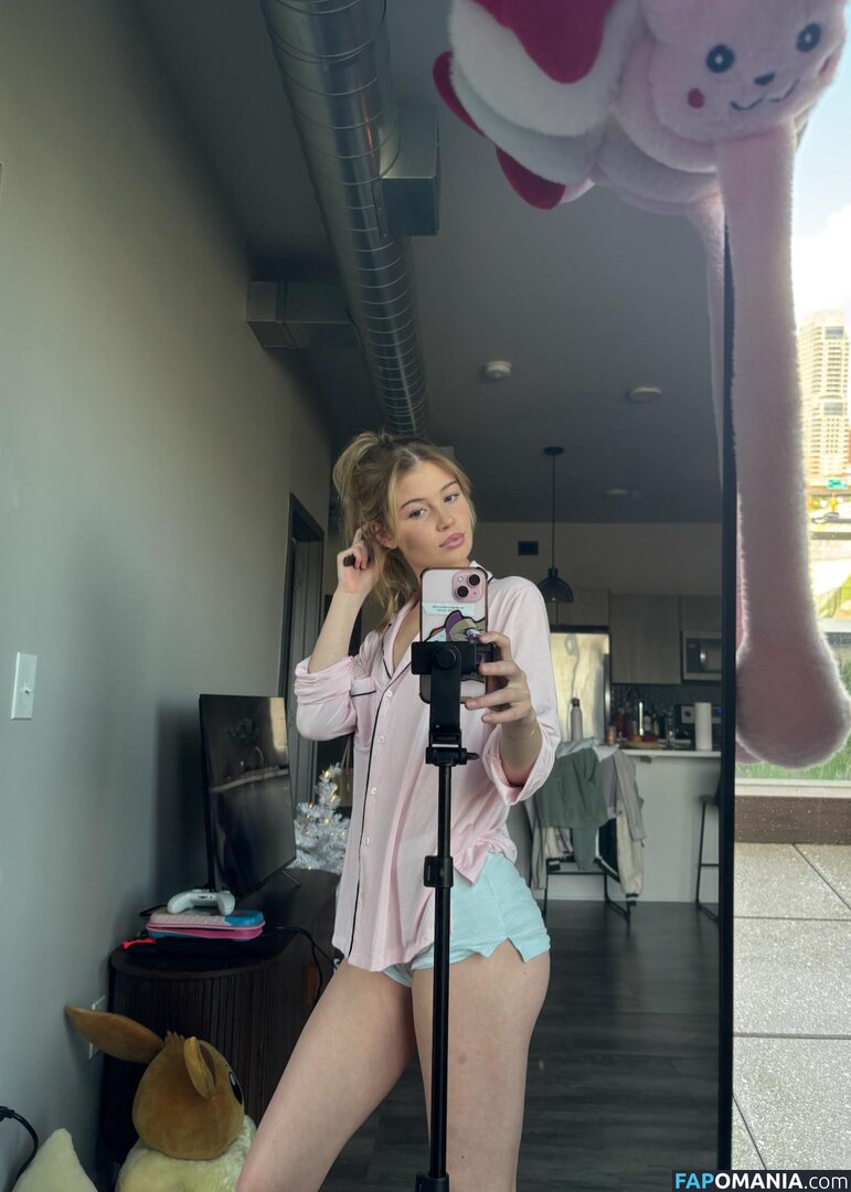 Blue World / Blueworld777 / blueworldd / rileydekoker Naken OnlyFans  Läckta Foto #3