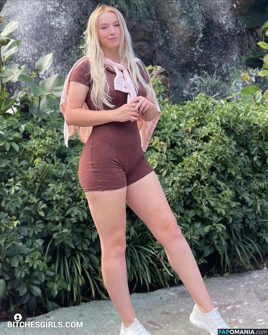 BluTube / orchidsandhoney / therealroyalblu Naken OnlyFans  Läckta Foto #69