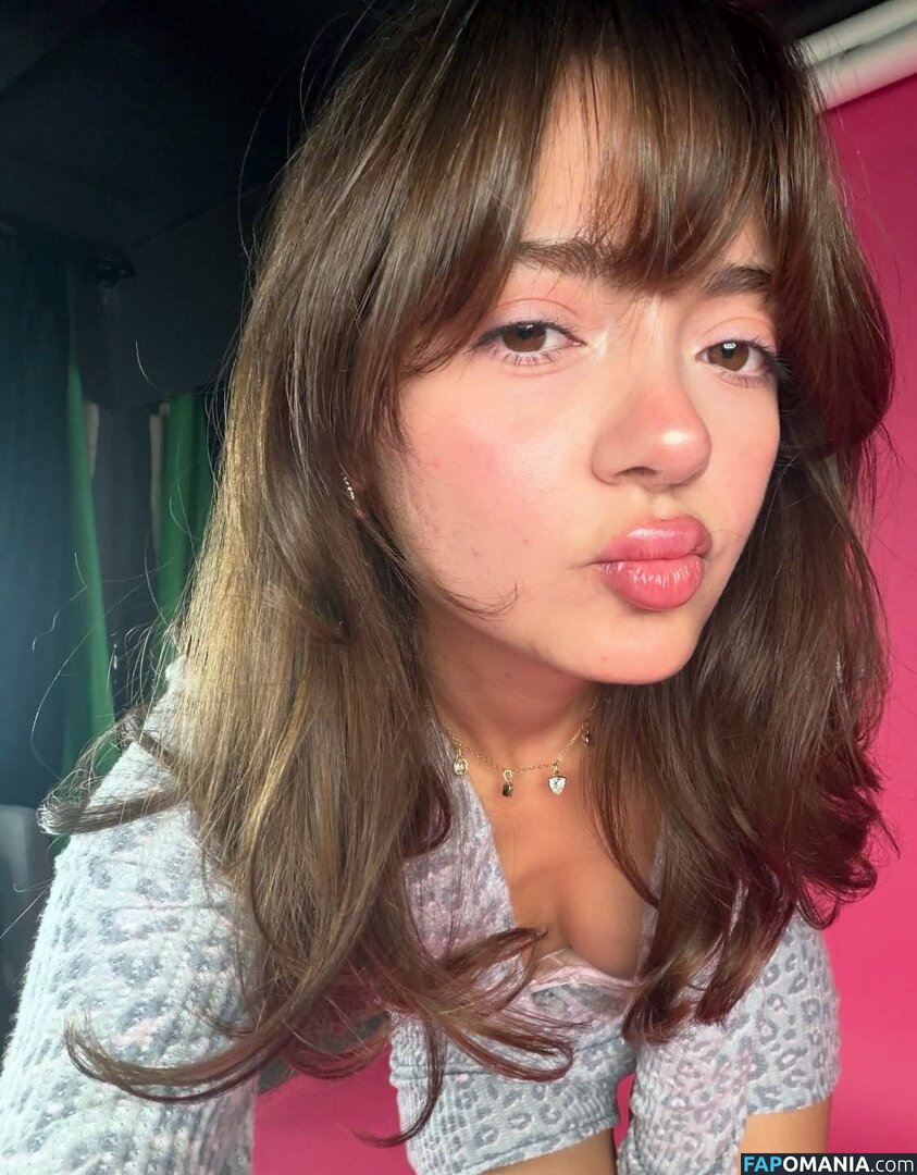 Büşra Zeynep Çetin Naken OnlyFans  Läckta Foto #8