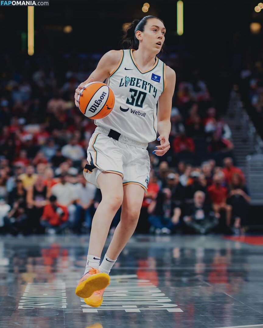 Breanna Stewart / WNBA Player / breannastewart30 Naken OnlyFans  Läckta Foto #3